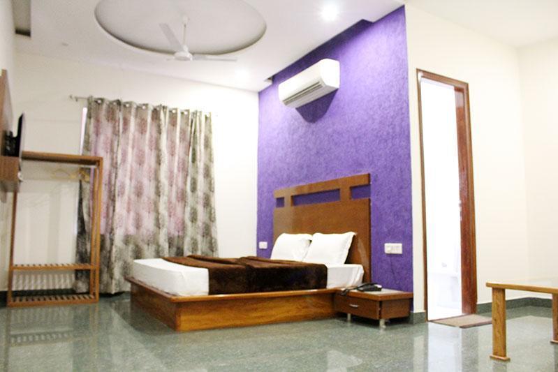 Grace Hotel Karnāl المظهر الخارجي الصورة