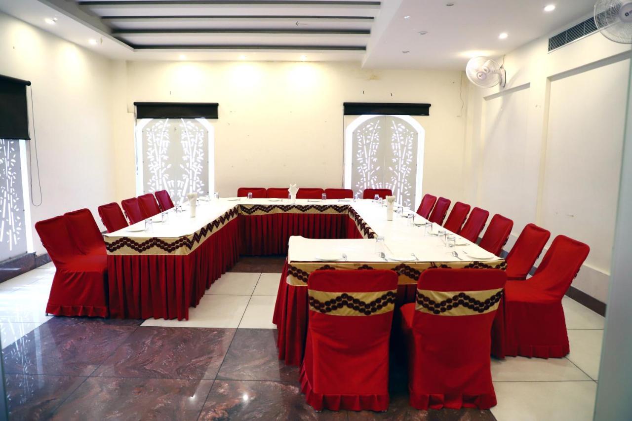 Grace Hotel Karnāl المظهر الخارجي الصورة